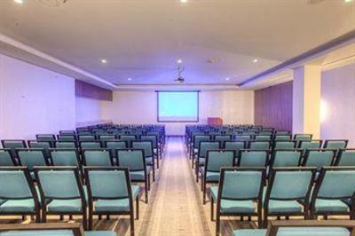 фото отеля Howard Johnson Hotel Riverside