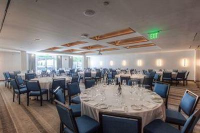 фото отеля Howard Johnson Hotel Riverside