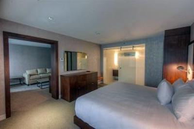фото отеля Howard Johnson Hotel Riverside