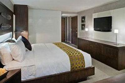 фото отеля Howard Johnson Hotel Riverside