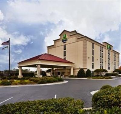 фото отеля Holiday Inn Express Hotel & Suites University Wilmington (North Carolina)