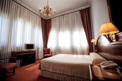 фото отеля Gran Hotel del Sella