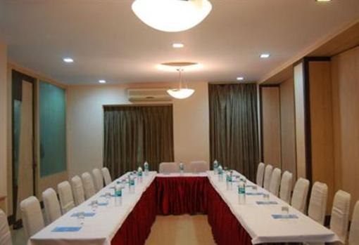 фото отеля Hotel Metro Residency Mumbai