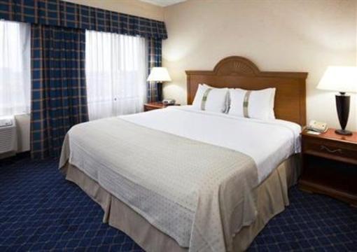 фото отеля Holiday Inn University Charlotte (North Carolina)