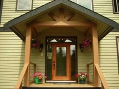 фото отеля Cobble Wood Guesthouse and Bird Sanctuary House & Suites