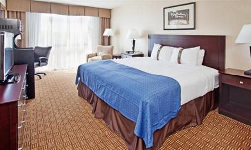 фото отеля Holiday Inn Northeast Kansas City (Missouri)