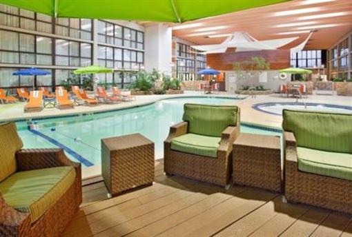 фото отеля Holiday Inn Northeast Kansas City (Missouri)