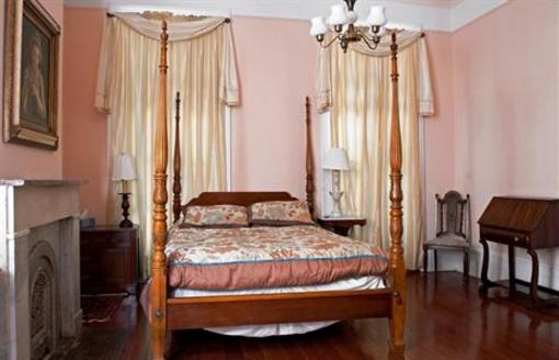 фото отеля Fairchild House Bed and Breakfast