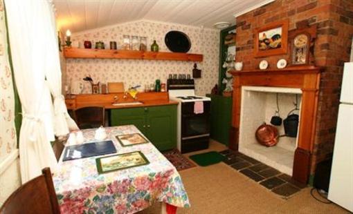 фото отеля Alice's Spa Hideaways and Cottages