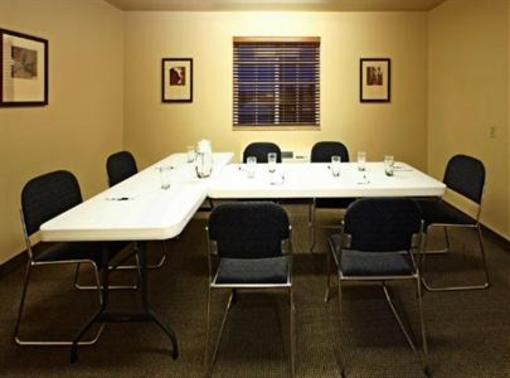 фото отеля Candlewood Suites Fayetteville (Arkansas)