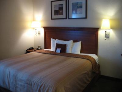 фото отеля Candlewood Suites Fayetteville (Arkansas)