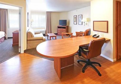 фото отеля Candlewood Suites Fayetteville (Arkansas)