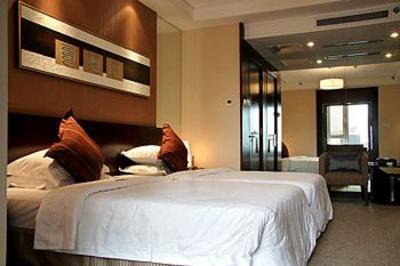 фото отеля Century Mandarin Hotel