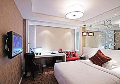 фото отеля Century Mandarin Hotel