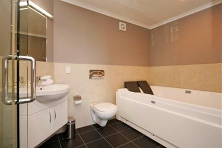 фото отеля Aotea Motor Lodge