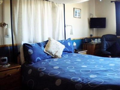 фото отеля Houton Bay Lodge Orphir