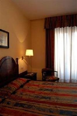 фото отеля Hotel Asturias Madrid