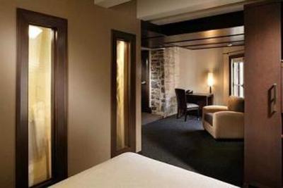 фото отеля Hotel Sainte-Anne Quebec City