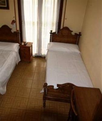 фото отеля Hostal Villagarcia Alcazar III