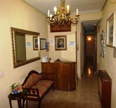 фото отеля Hostal Villagarcia Alcazar III