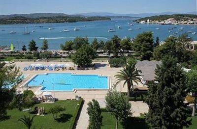 фото отеля AKS Porto Heli Hotel