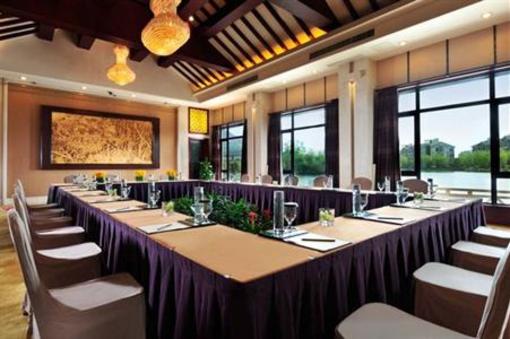 фото отеля Crowne Plaza Hangzhou Xanadu Resort