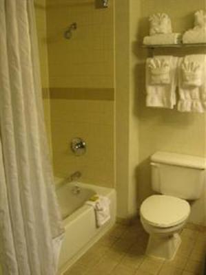 фото отеля Radisson Hotel & Conference Center Kenosha