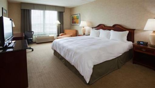 фото отеля Radisson Hotel & Conference Center Kenosha