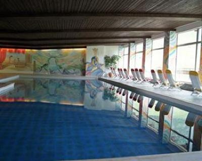 фото отеля Thermal Badhotel Kirchler Tux
