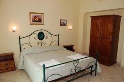 фото отеля Zio Cristoforo Farmhouse Casal Velino