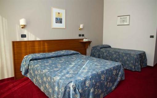 фото отеля Hotel Ristorante La Darsena