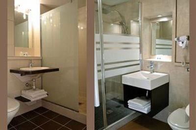фото отеля Inter Hotel La Cristole Avignon