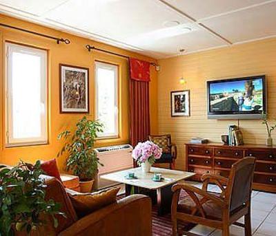 фото отеля Inter Hotel La Cristole Avignon