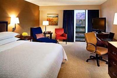 фото отеля Sheraton Albuquerque Uptown