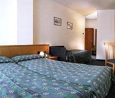 фото отеля Hotel Villa Stella Nago-Torbole