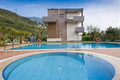 фото отеля Hotel Villa Stella Nago-Torbole