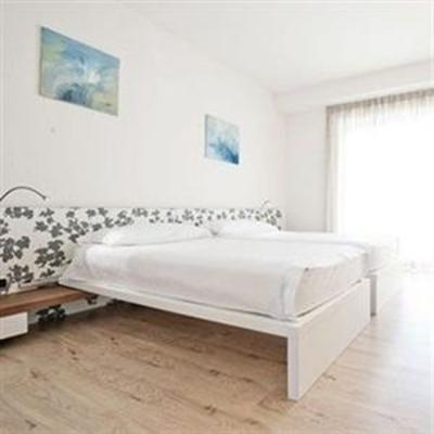 фото отеля Hotel Villa Stella Nago-Torbole