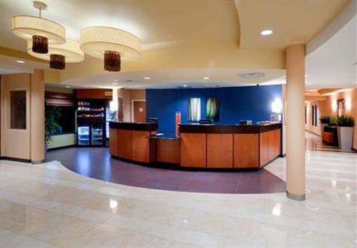 фото отеля Fairfield Inn & Suites Charlotte Matthews