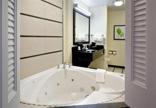 фото отеля Fairfield Inn & Suites Charlotte Matthews