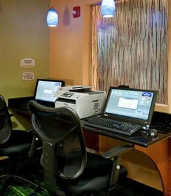 фото отеля Fairfield Inn & Suites Charlotte Matthews
