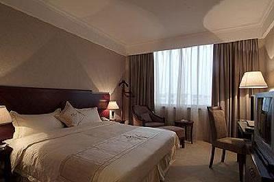 фото отеля Royal Garden Hotel Qingdao