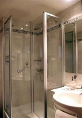 фото отеля Hotel Köhler Giessen