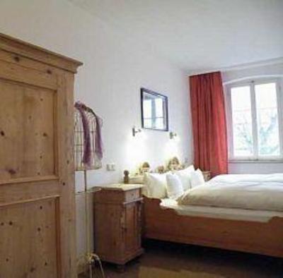фото отеля Biohotel zum Baeren