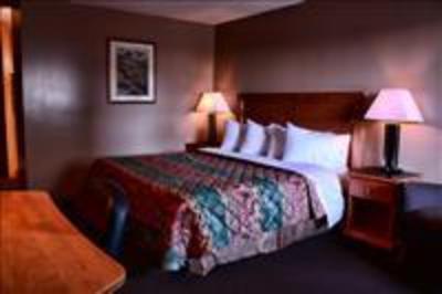 фото отеля West Harvest Inn Lloydminster