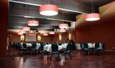 фото отеля West Harvest Inn Lloydminster