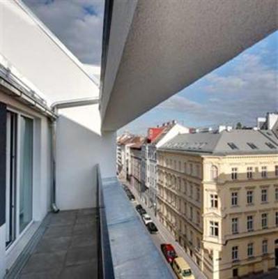 фото отеля Meininger Hotel Downtown Franz