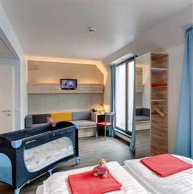 фото отеля Meininger Hotel Downtown Franz