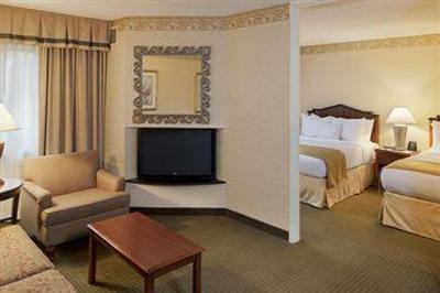 фото отеля Doubletree Guest Suites Cincinnati Sharonville