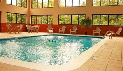 фото отеля Effingham Hampton Inn