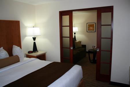 фото отеля BEST WESTERN PLUS Park Place Inn & Suites